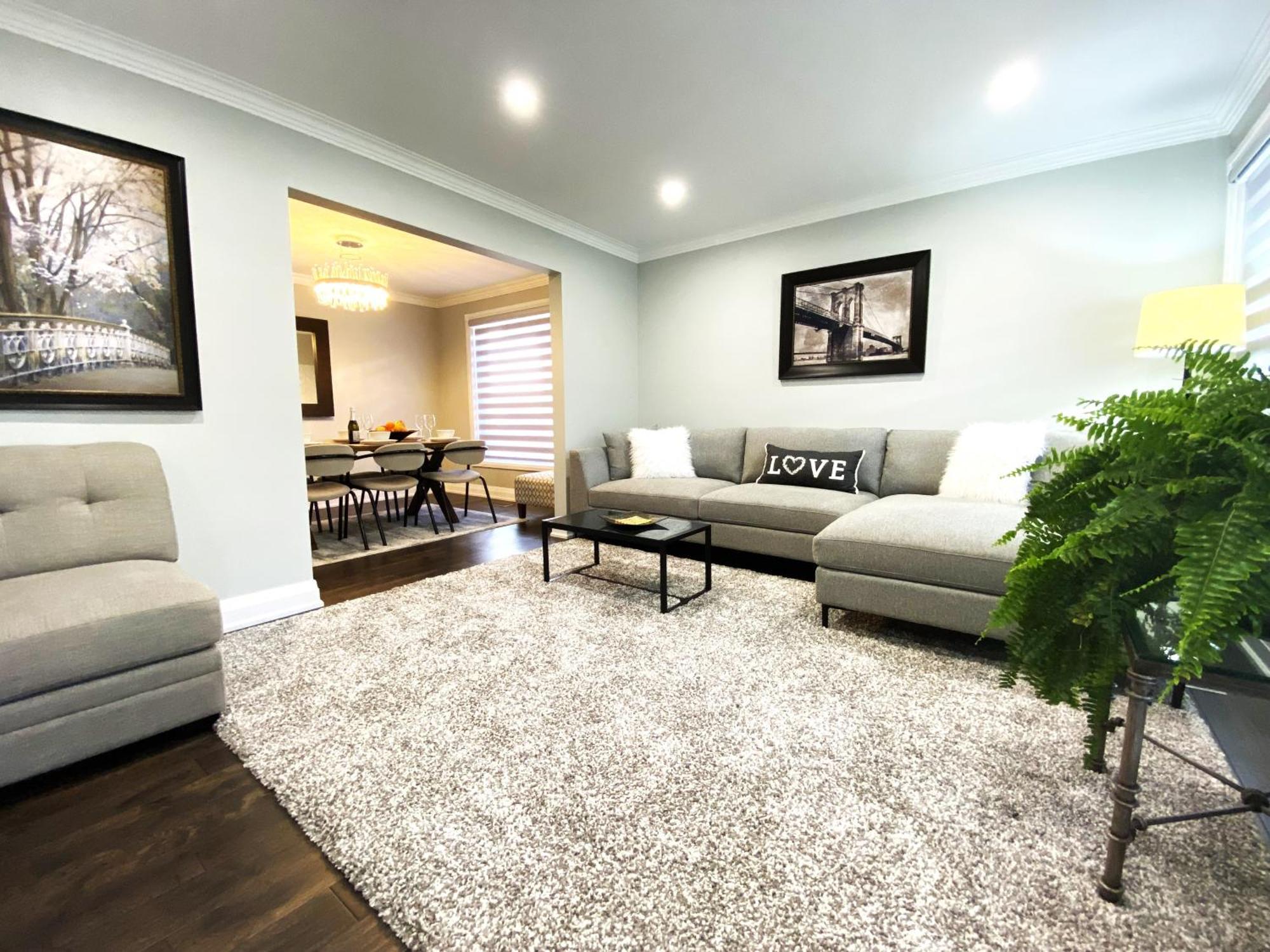 Iresidence In Toronto - Fantastic Vacation Home ภายนอก รูปภาพ